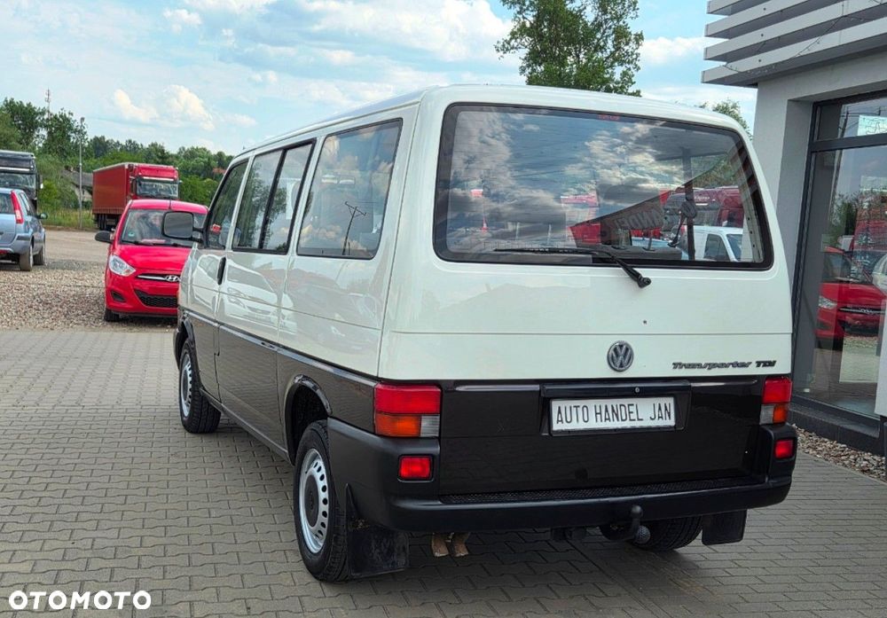 Volkswagen Transporter - 30