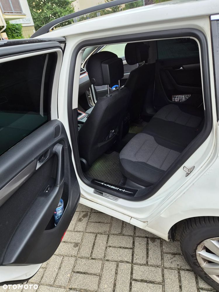 Volkswagen Passat 2.0 Blue TDI SCR Comfortline - 7