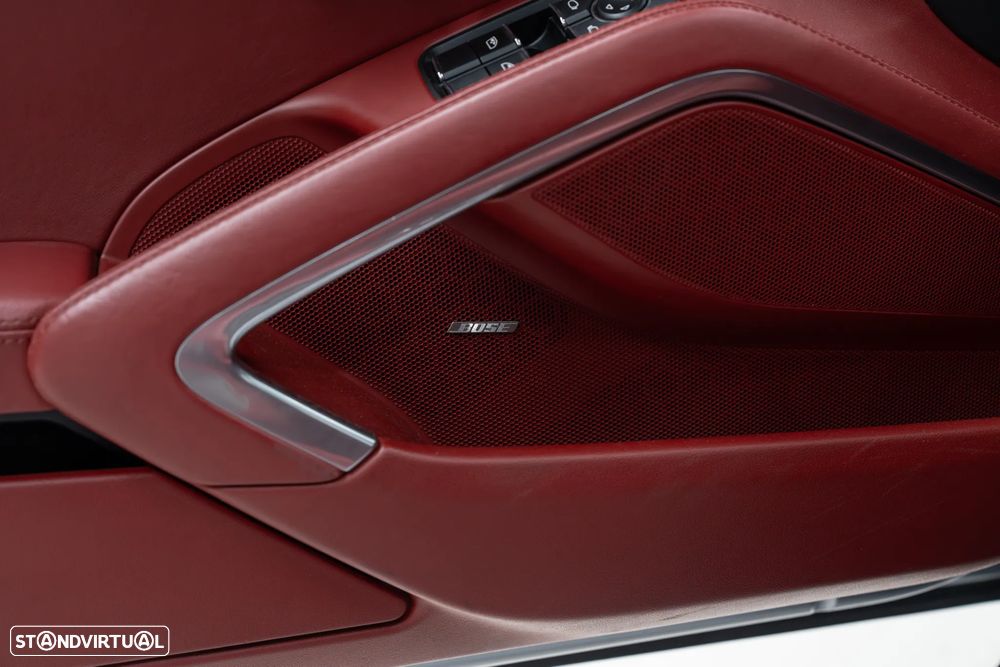 Porsche 911 (991) Carrera 4 GTS PDK - 24