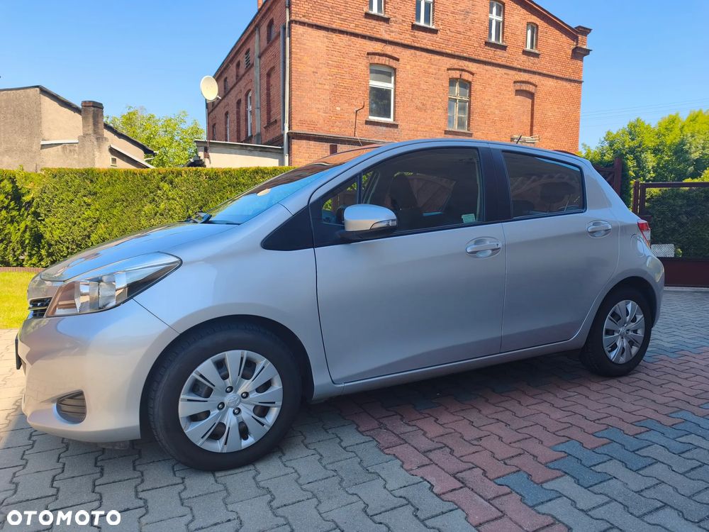Toyota Yaris 1.33 Luna - 4