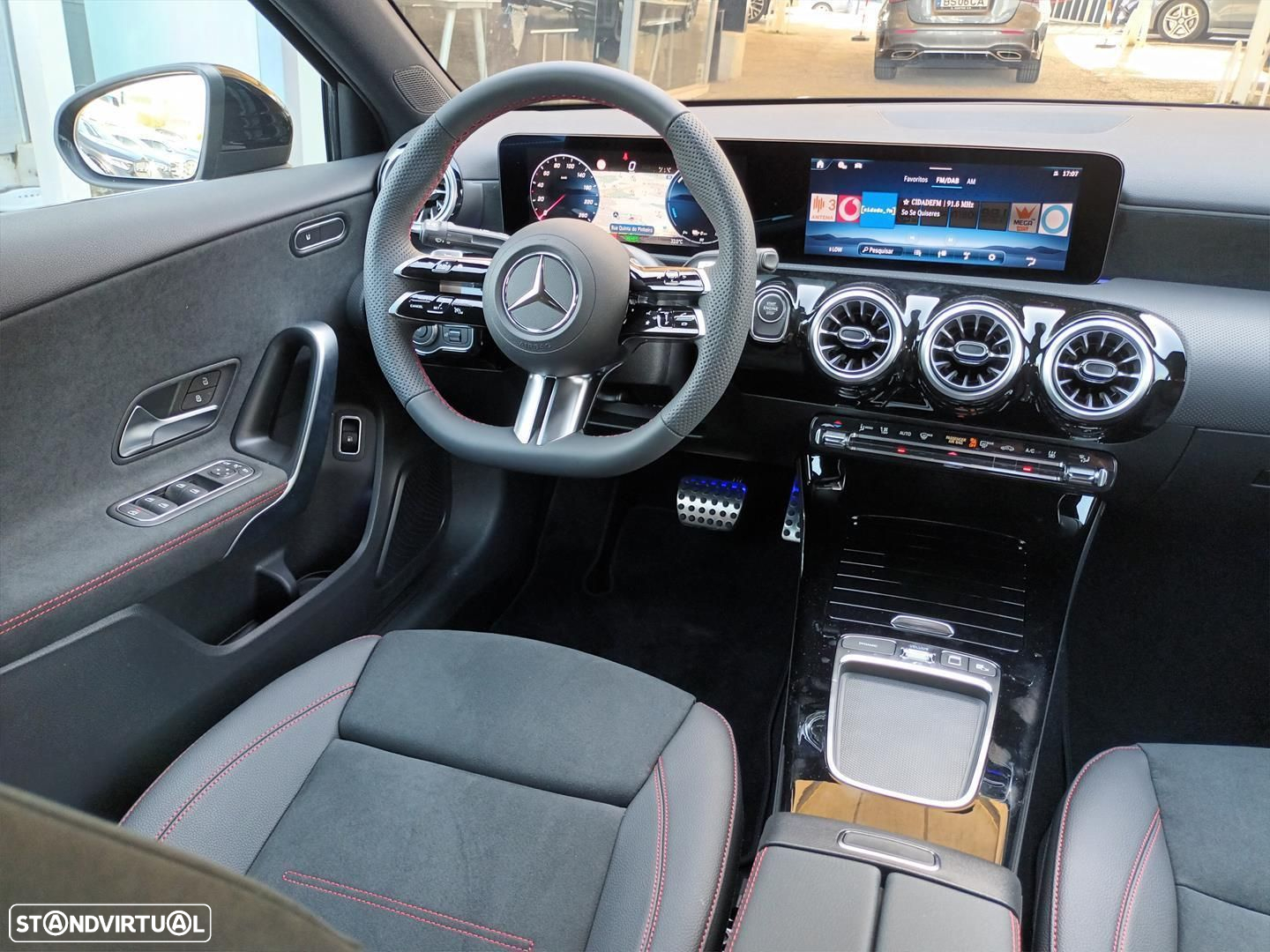 Mercedes-Benz A 250 Limousine e - 16