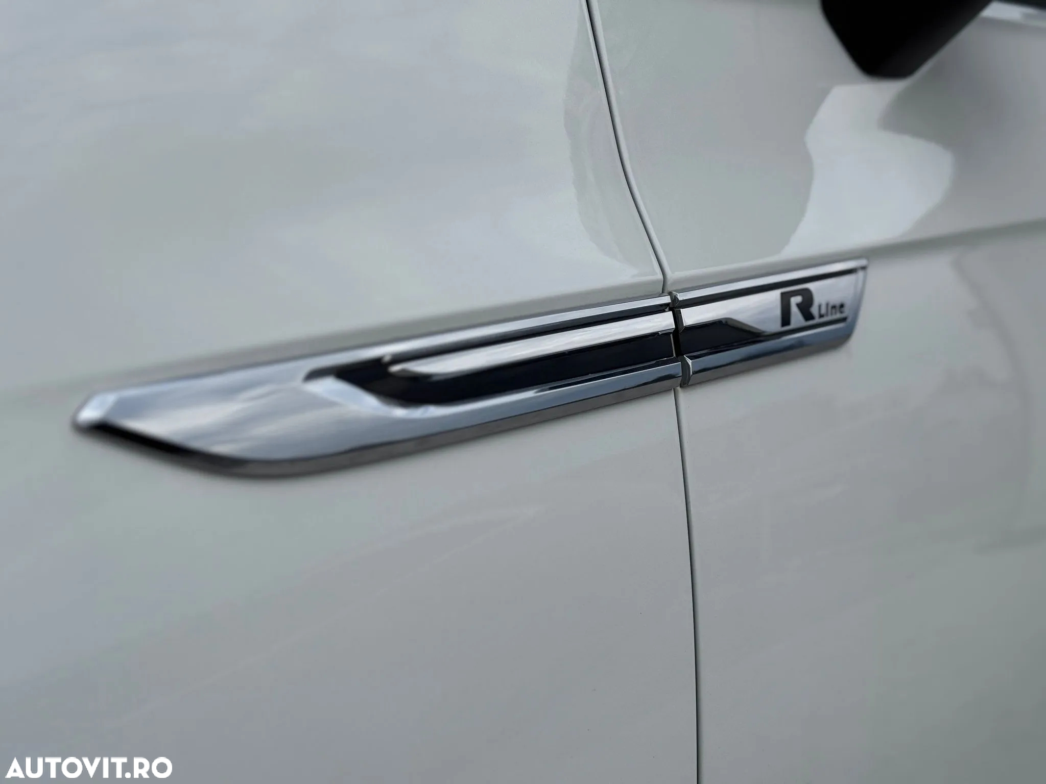 Volkswagen Touareg 3.0 V6 TDI 4Motion DPF Automatik R-Line - 39