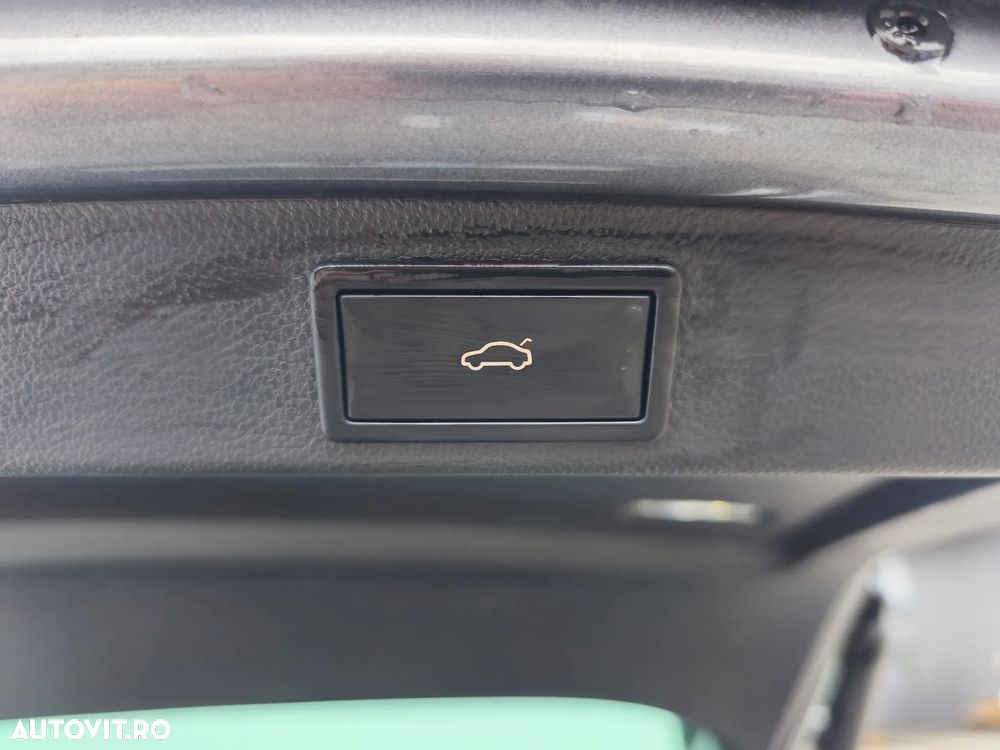 Skoda Superb 2.0 TDI 4x4 DSG Premium Edition - 30