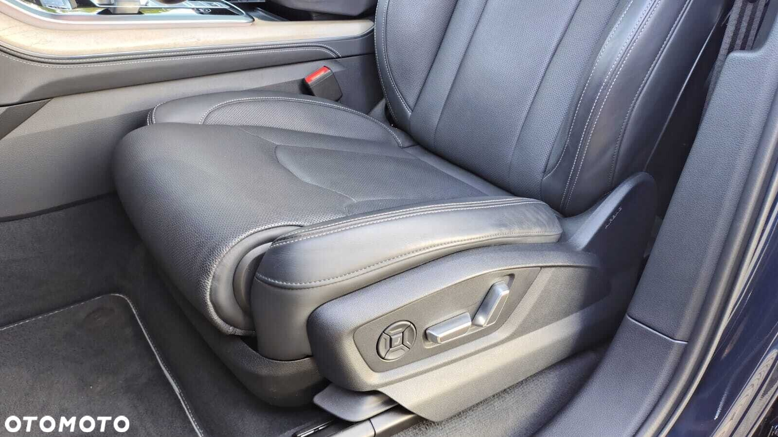 Audi Q7 - 12