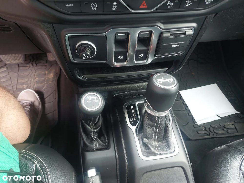 Jeep Wrangler GME 2.0 Turbo Sahara - 7