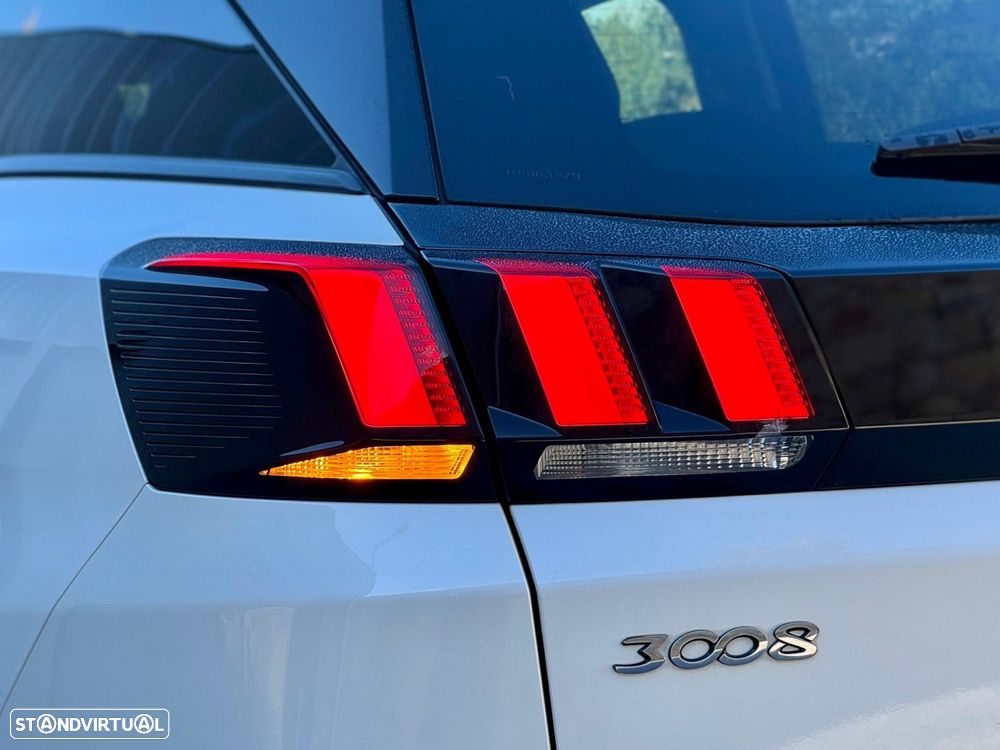 Peugeot 3008 1.6 BlueHDi Allure EAT6 J18 - 37