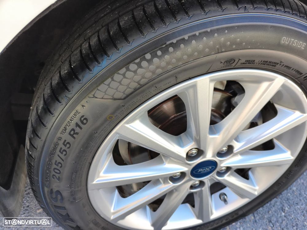 Ford Focus SW 1.5 TDCi Titanium - 11