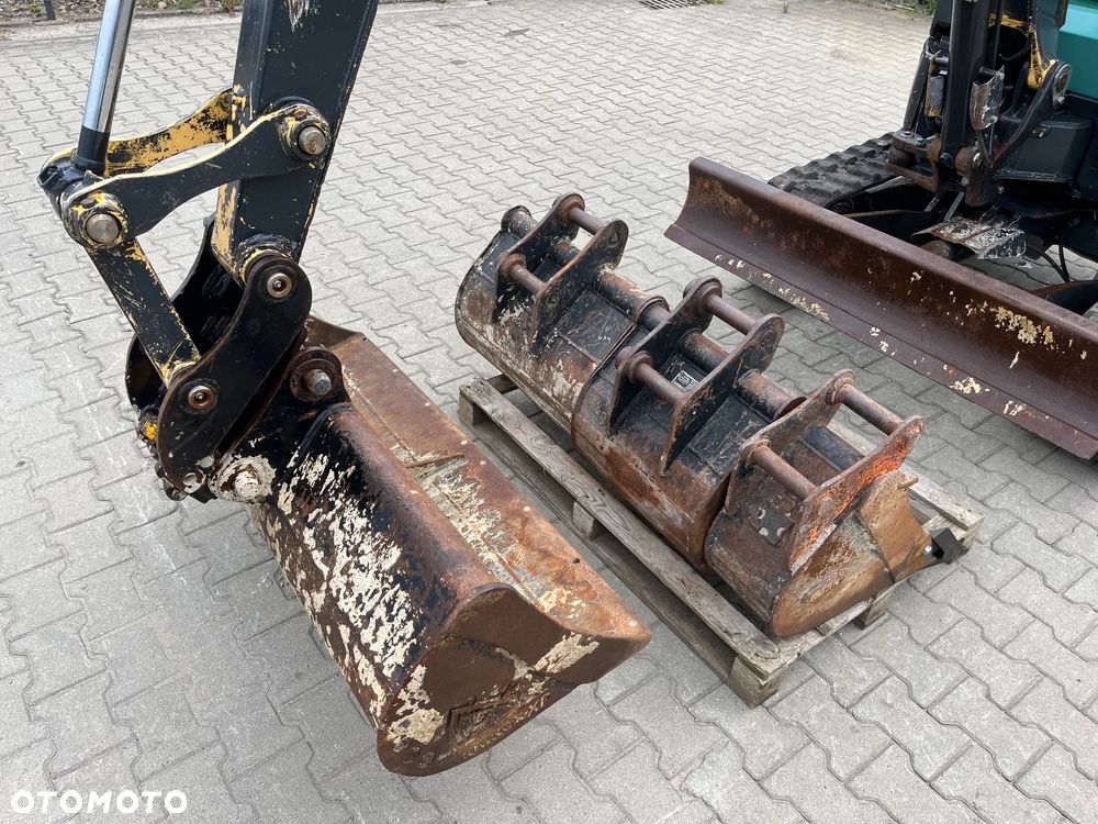 Yanmar VIO25-4 - 9