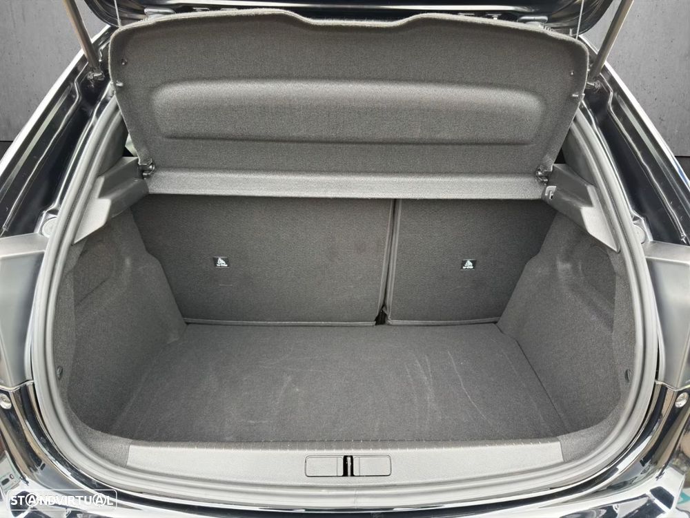Peugeot 208 1.2 PureTech Allure — fotografia 6