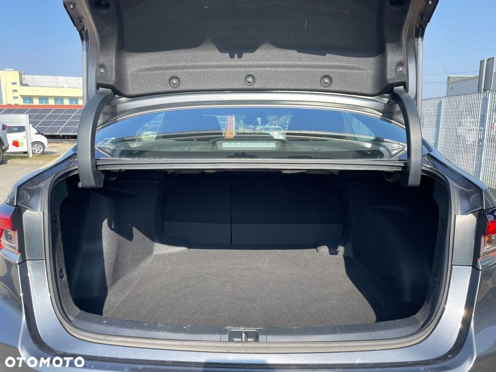 Toyota Corolla 1.8 Hybrid Comfort - 11