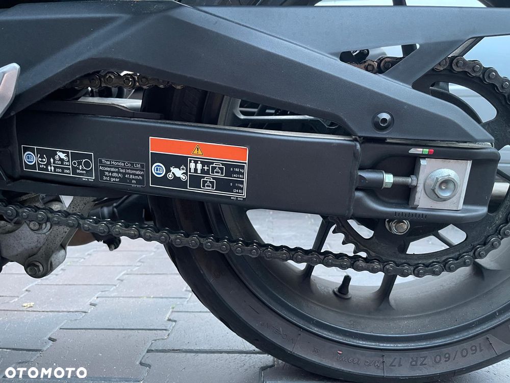 Honda CB - 10