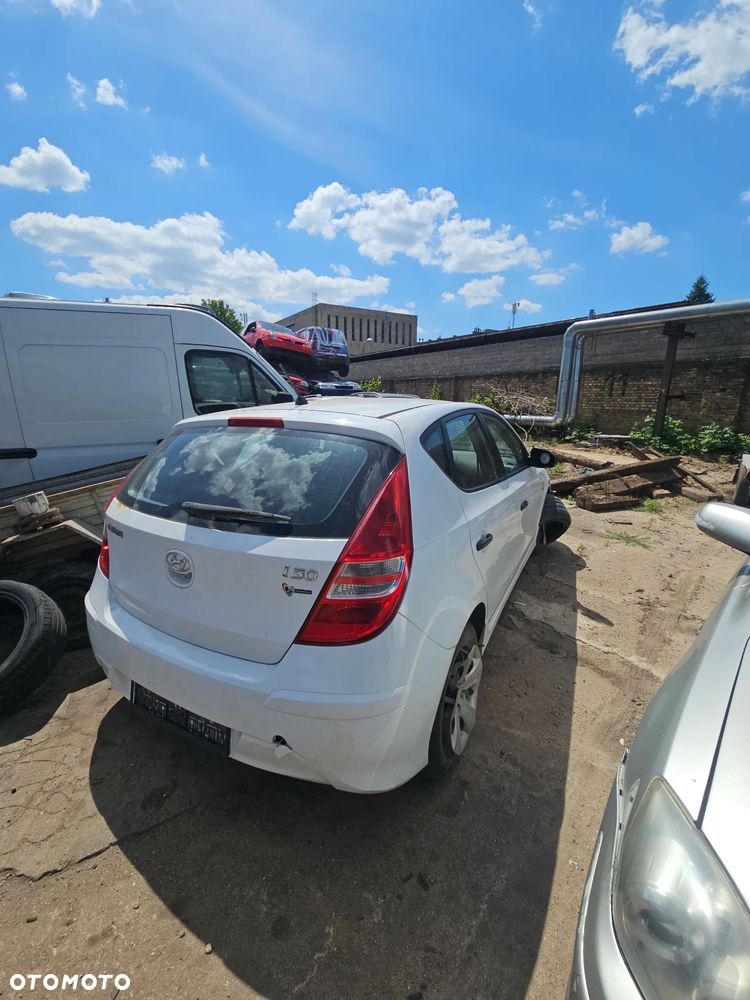 Hyundai i30 2010r 1.4 80kw części - 2