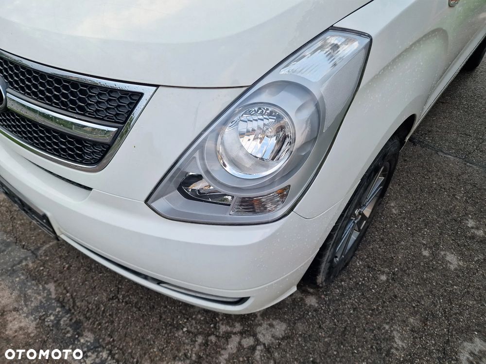 Hyundai H-1 2.5 CRDi Premium - 19