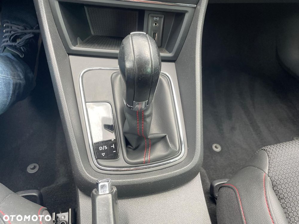 Seat Leon 2.0 TDI DPF DSG FR - 25
