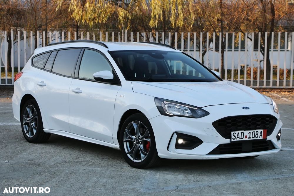 Ford Focus 1.0 EcoBoost Hybrid ST-LINE DESIGN - 2