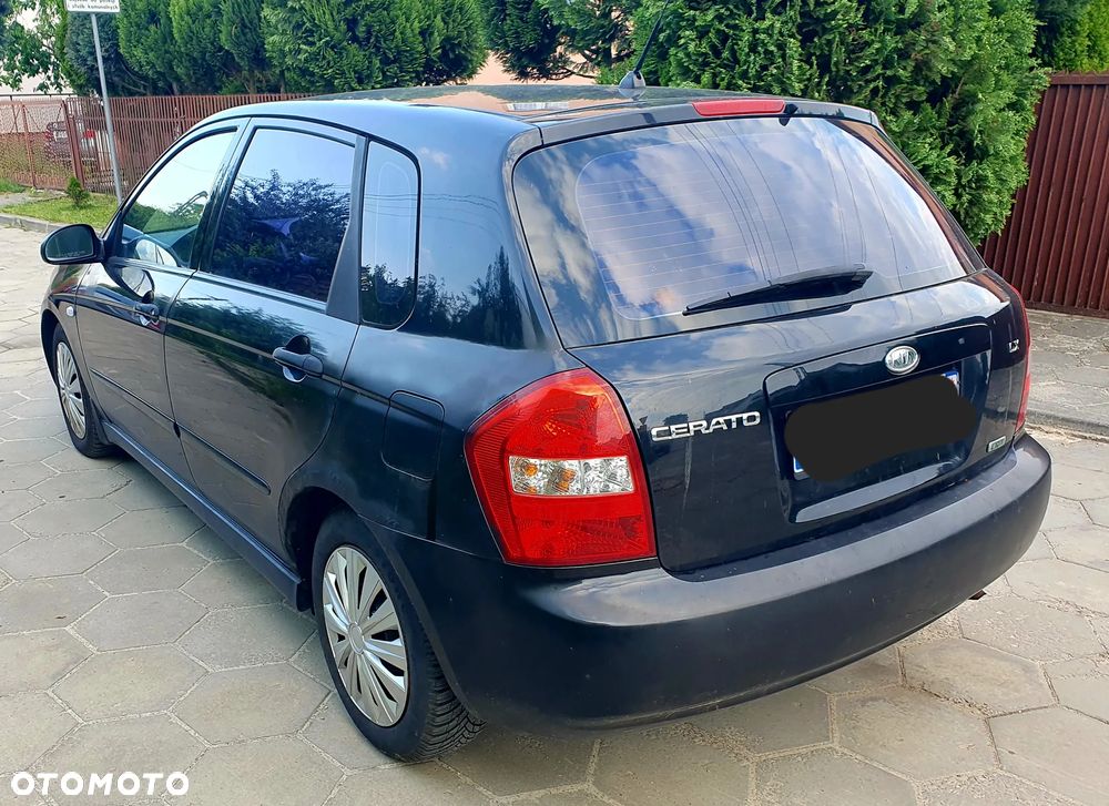 Kia Cerato 1.5 CRDi EX - 18