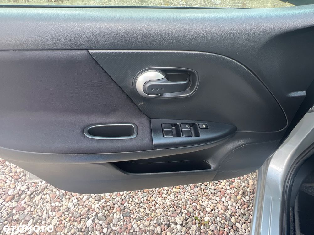 Nissan Note 1.4 more - 14