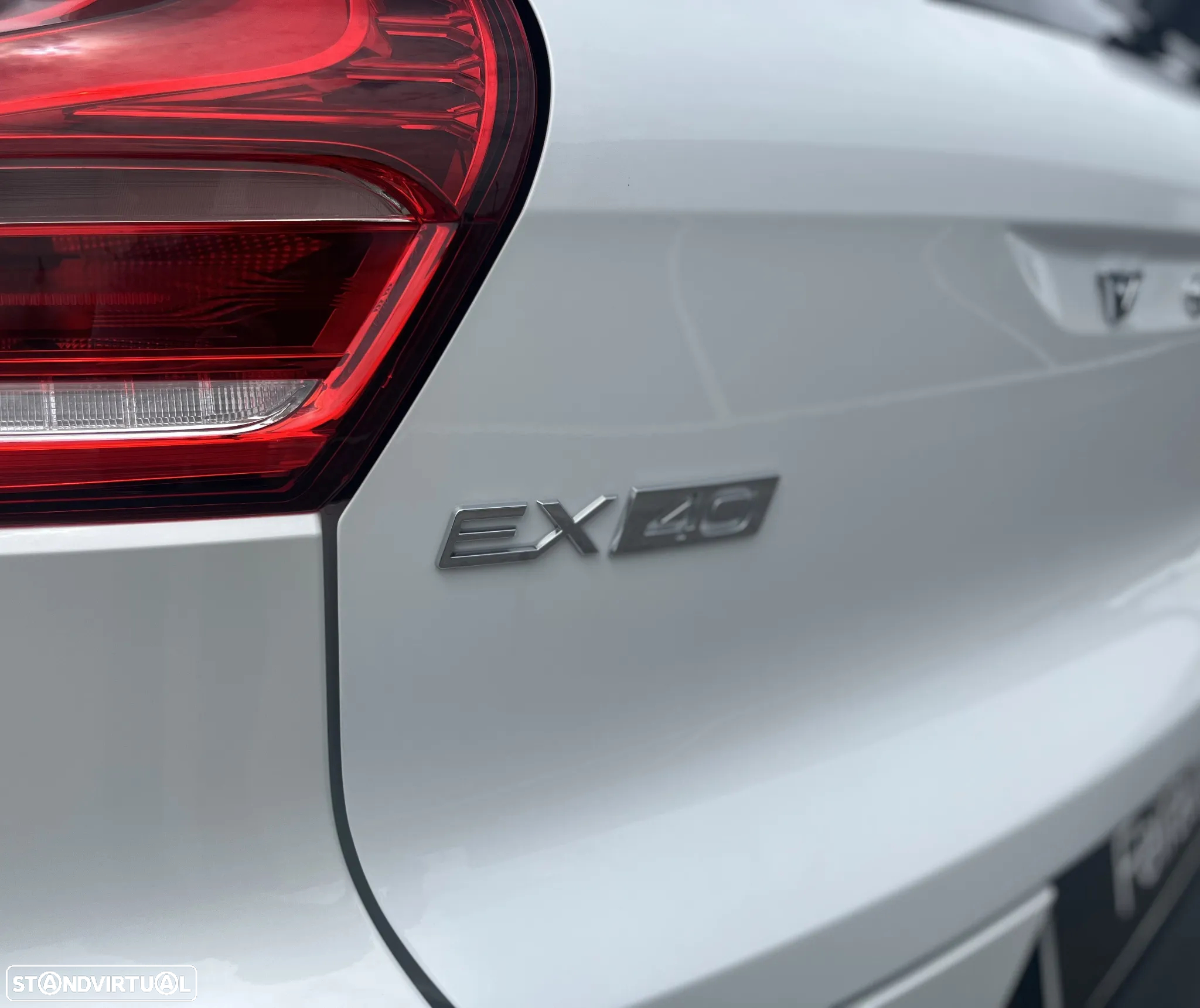 Volvo EX40 82 kWh Twin Motor Plus - 11