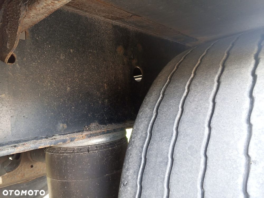 Krone Firana /osie safa /zbrojone plandeki/ Standard/Francja - 4