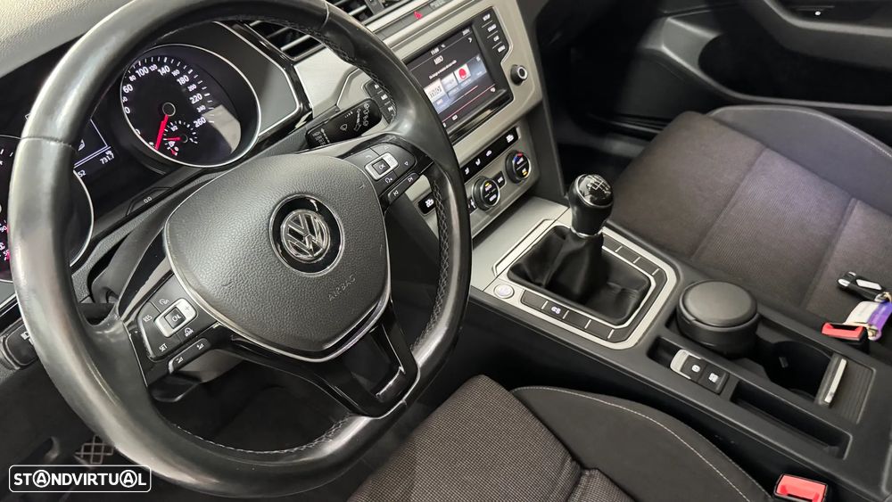 VW Passat Variant 2.0 TDI Confortline - 3