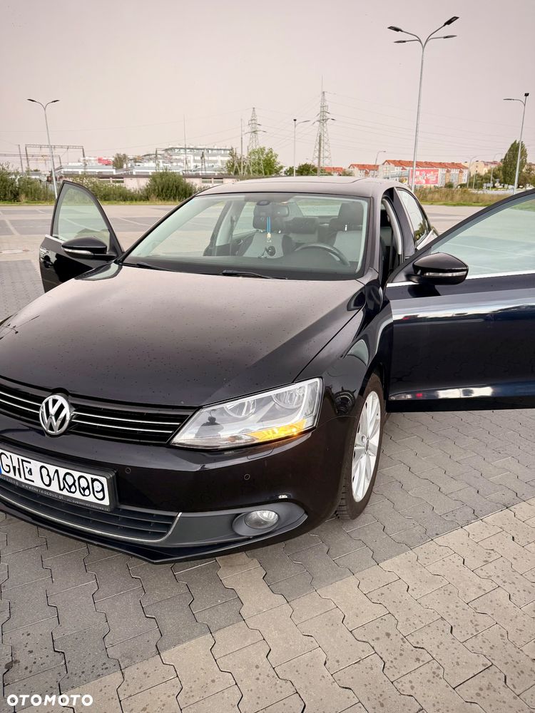 Volkswagen Jetta 1.4 TSI Highline - 8