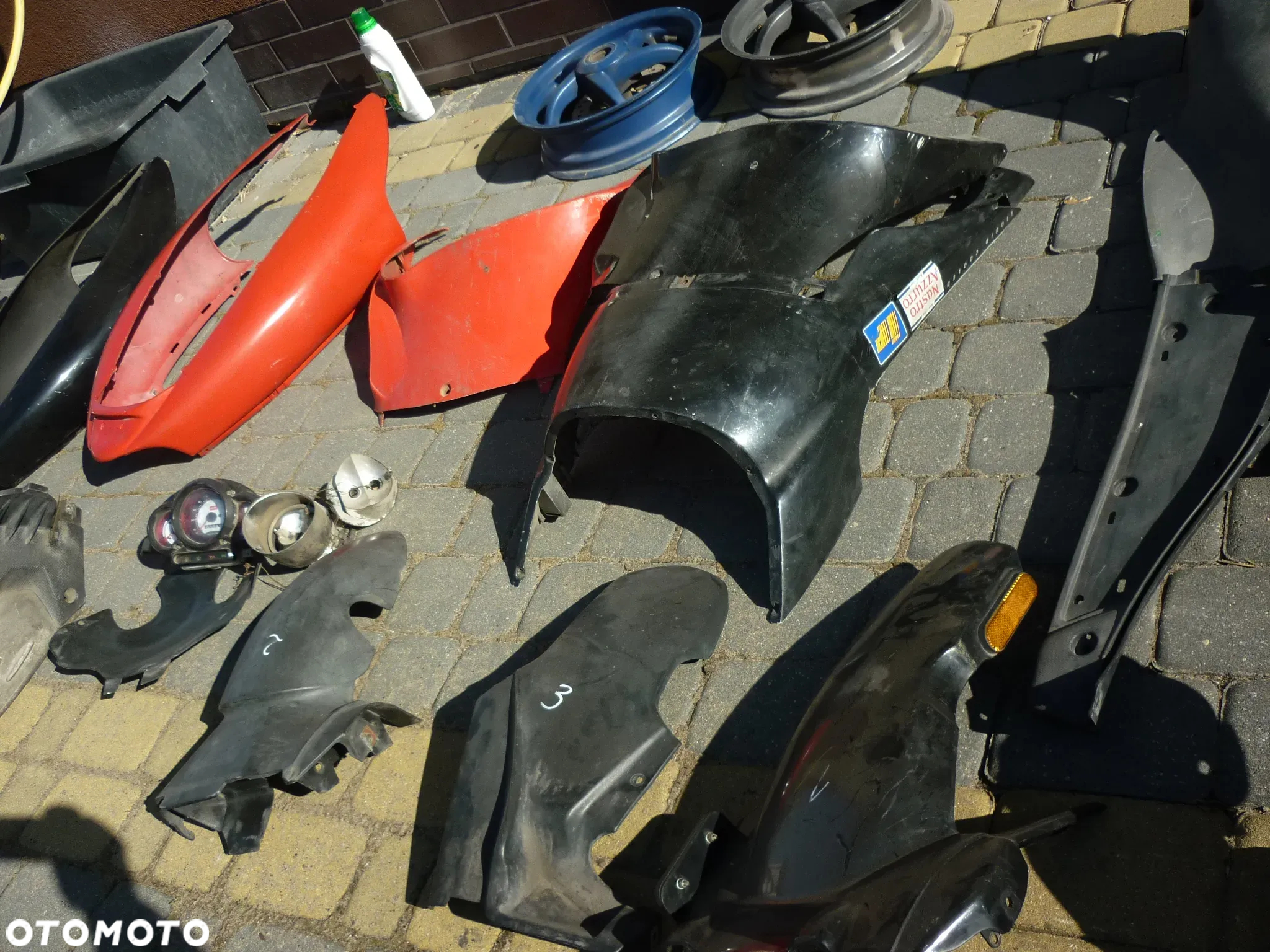 Błotnik lampa owiewka osłona licznik Aprilia SR 50, Rally - 25
