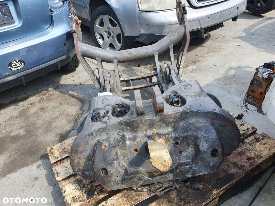 TUZ PRZÓD VALTRA S 323 S323 AGCO 2011 - 7