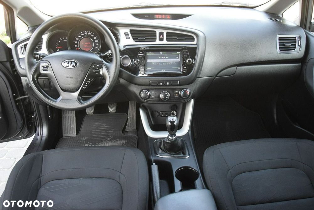 Kia Ceed 1.6 CRDi L - 24