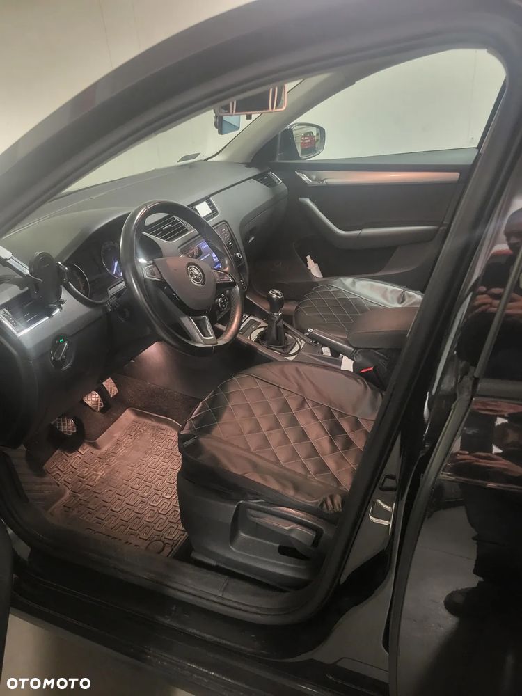 Skoda Octavia 1.6 TDI Ambition - 13