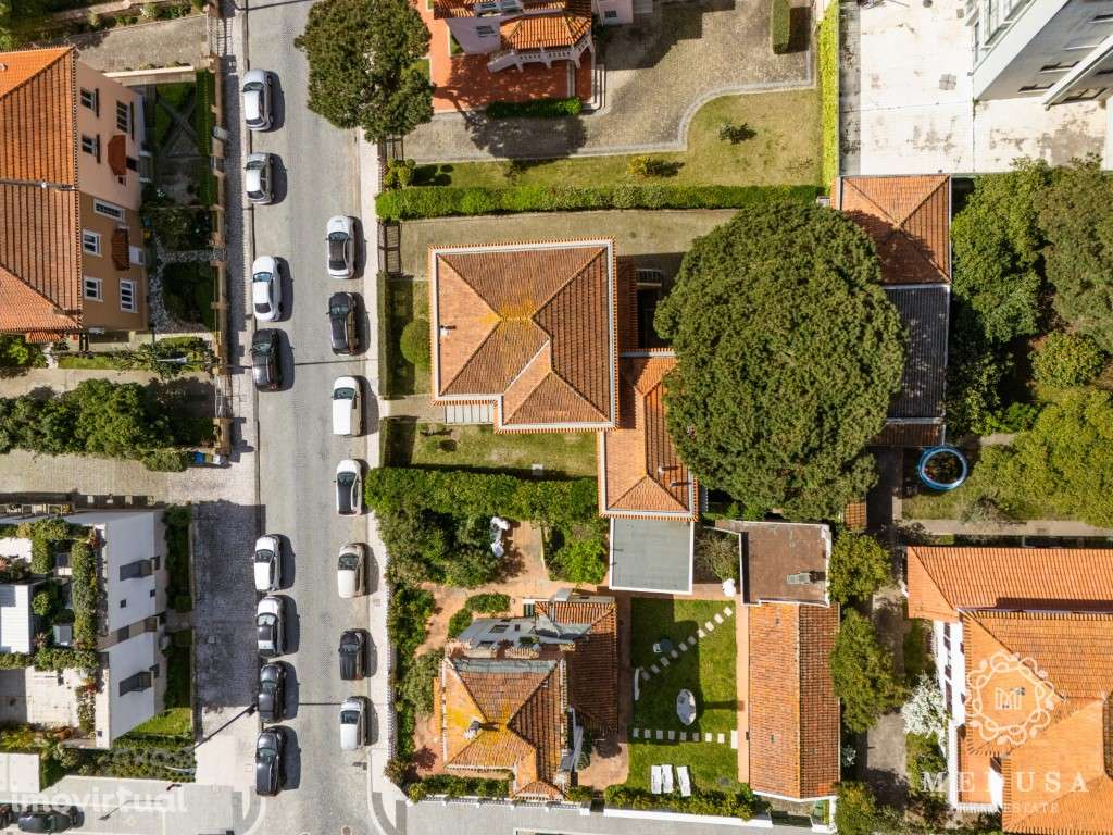 Moradia T4 com Spa Privado e Jardim em Localização Premium - Grande imagem: 4/42