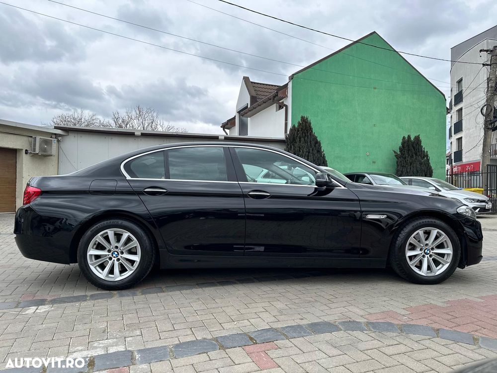 BMW Seria 5 520d Aut. - 13