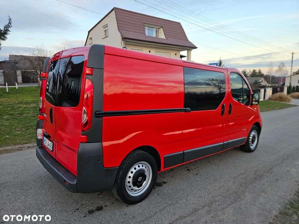 Renault TRAFIC - 8