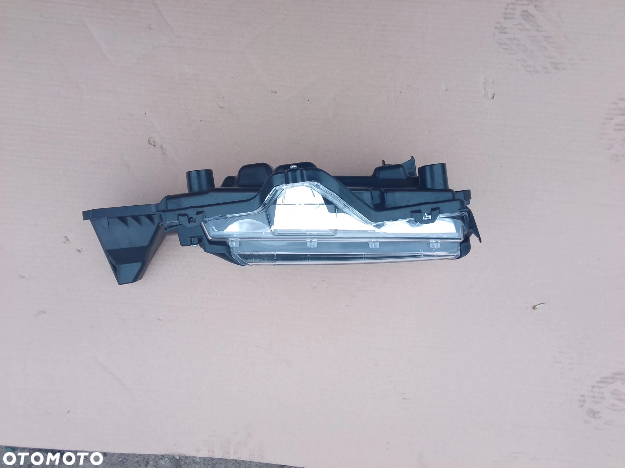 Halogen prawy przód toyota Yaris cross 21≥ led - 4