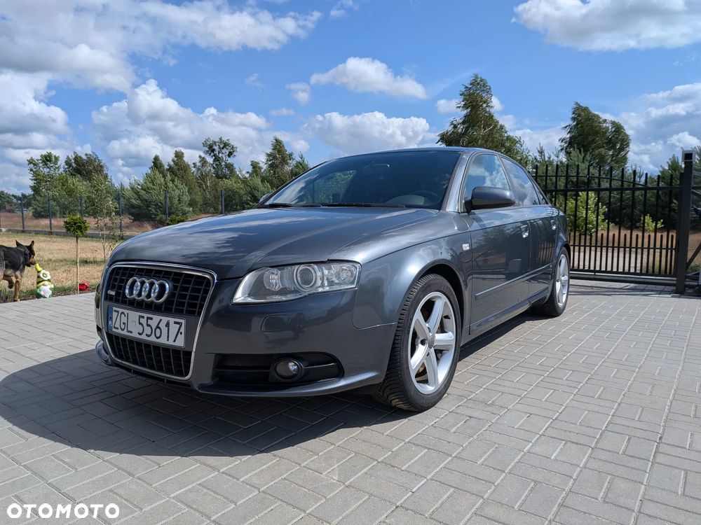 Audi A4 Limousine 2.0T FSI Quattro - 1