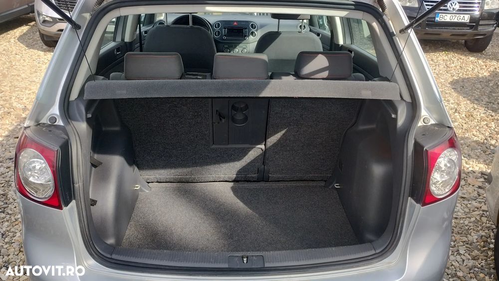 Volkswagen Golf - 12