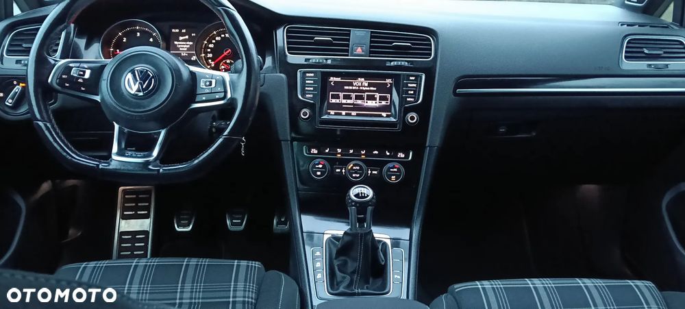 Volkswagen Golf GTD BlueMotion Technology - 16