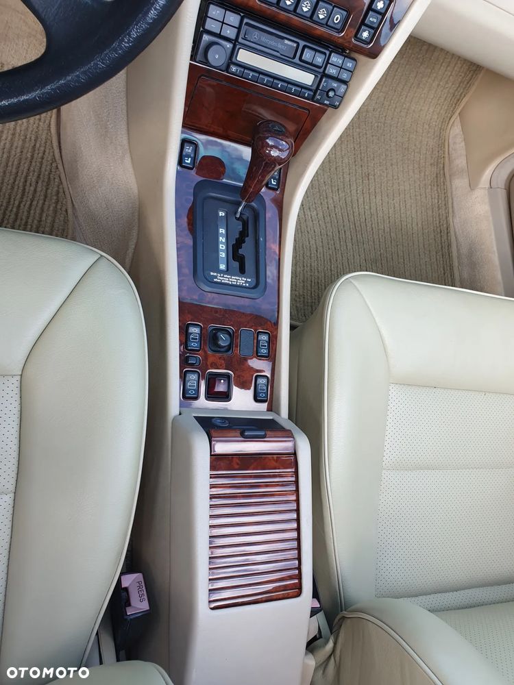 Mercedes-Benz Klasa E - 11