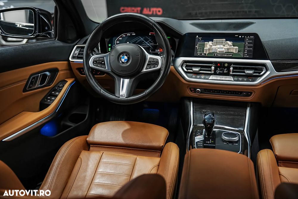BMW Seria 3 330d Aut. Luxury Line - 26