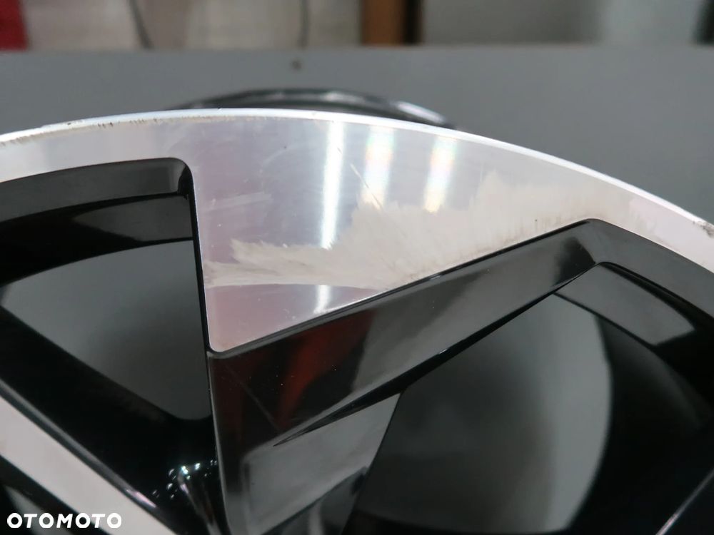 W041 Felga Aluminiowa Audi RSQ8  4M8601025AG - 8