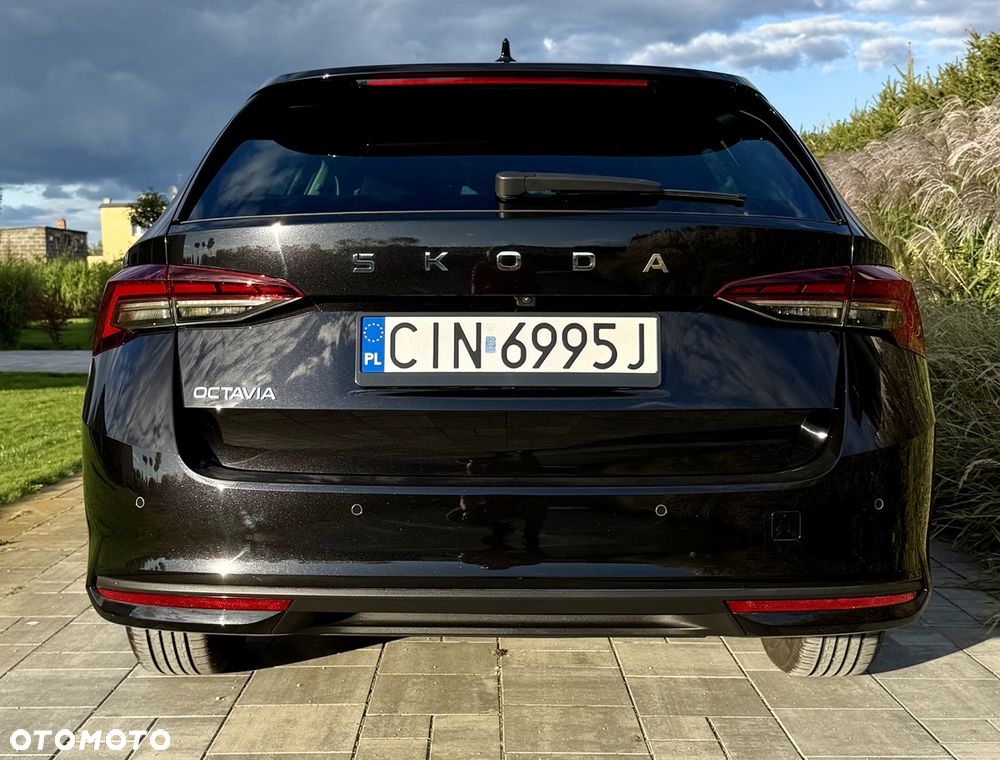 Skoda Octavia 1.5 TSI e-TEC DSG Style - 10