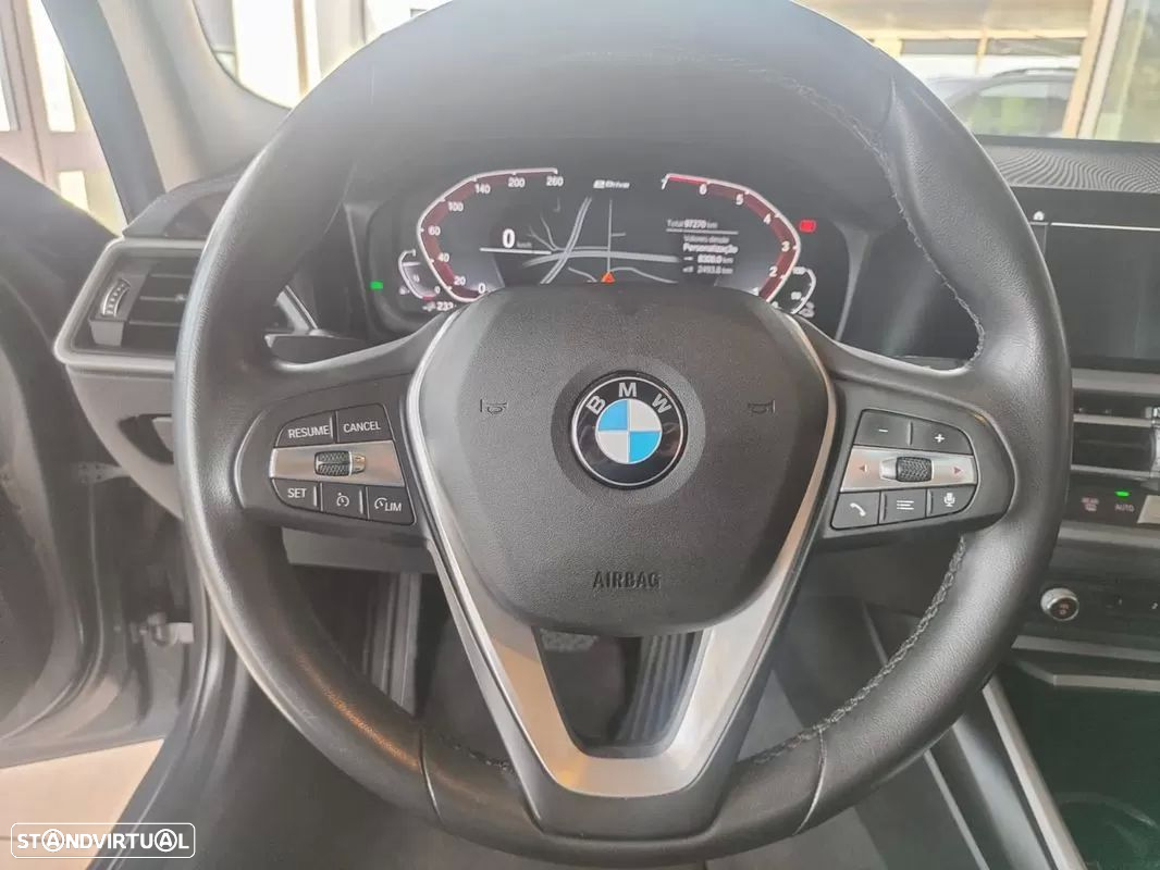BMW 330 e Corporate Edition Auto - 27
