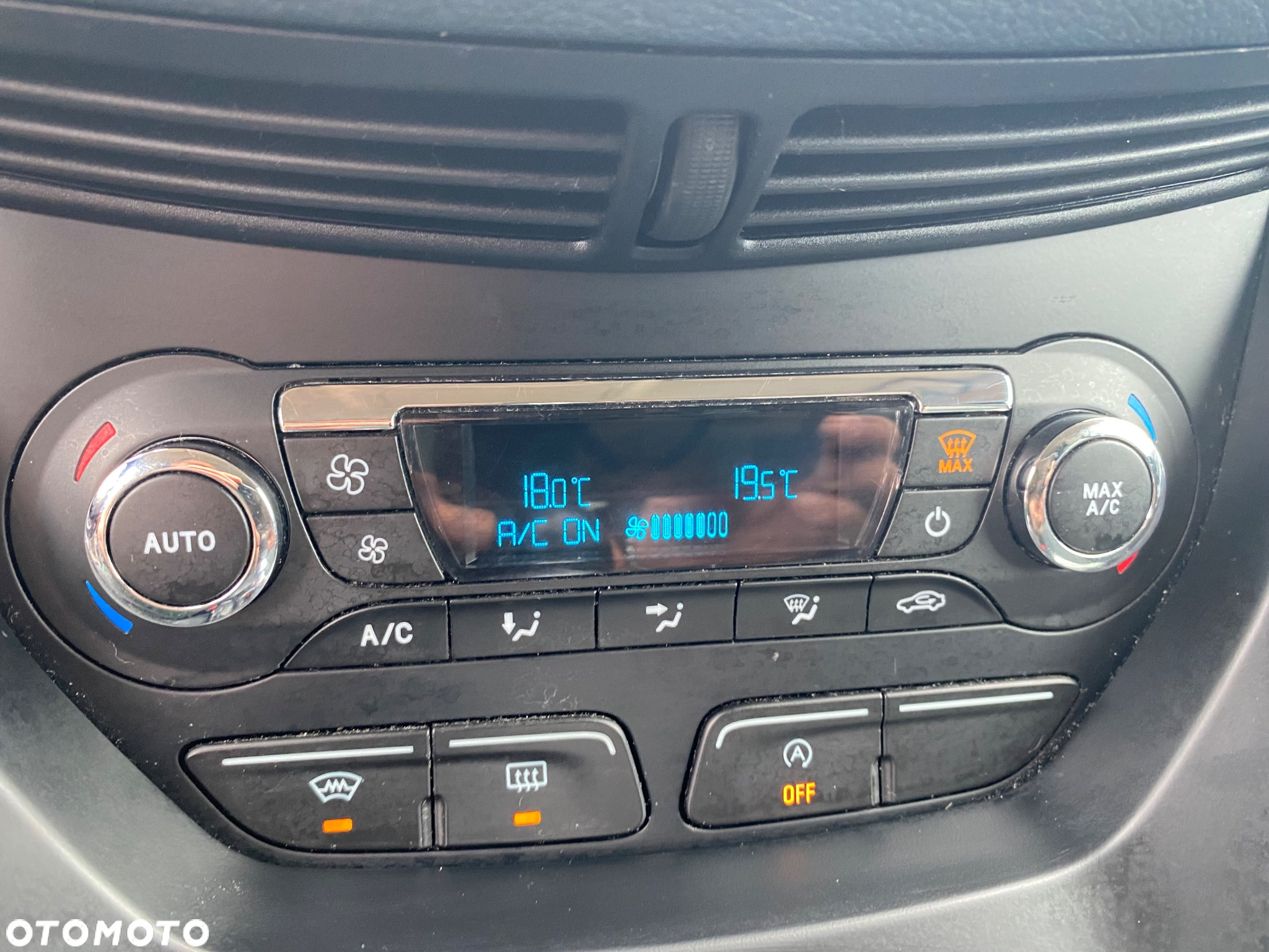 Ford C-MAX 1.0 EcoBoost Start-Stopp-System SYNC Edition - 23