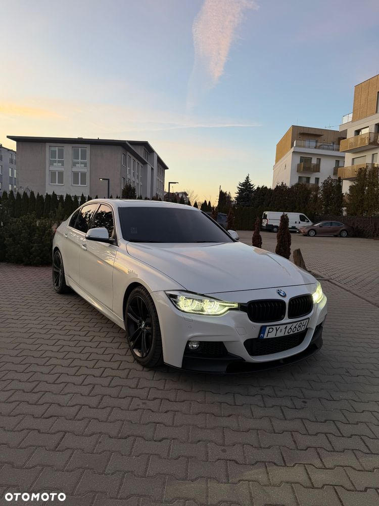 BMW Seria 3 340i M Sport Shadow - 11