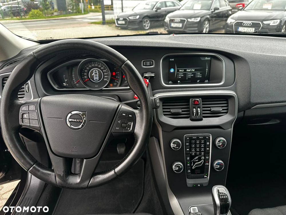 Volvo V40 D2 Drive-E Base - 10