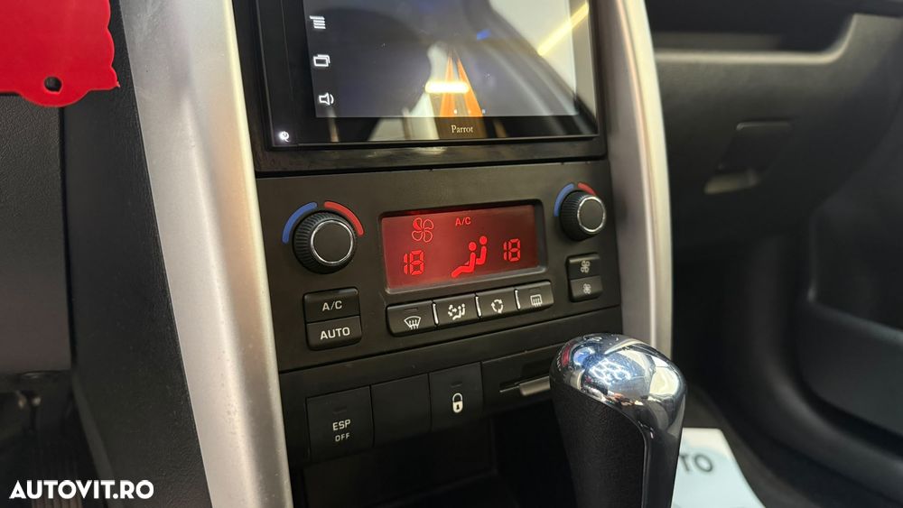 Peugeot 207 120 Automatik Sport - 18