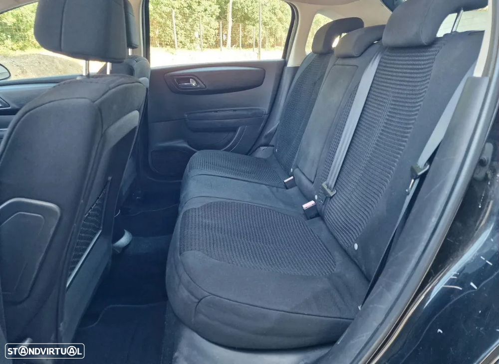 Citroën C4 1.6 HDi Exclusive - 10