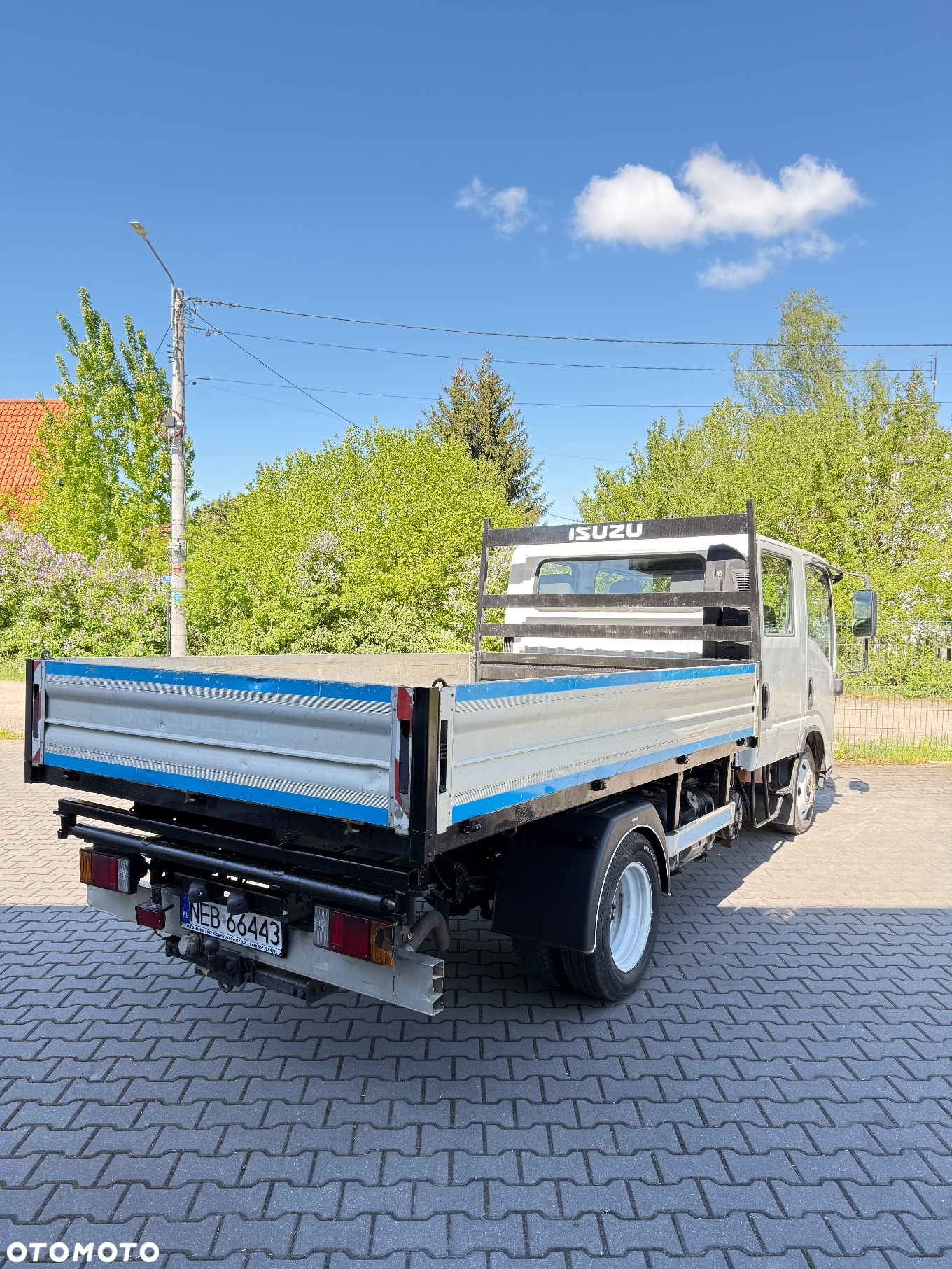 Isuzu N35 - 10