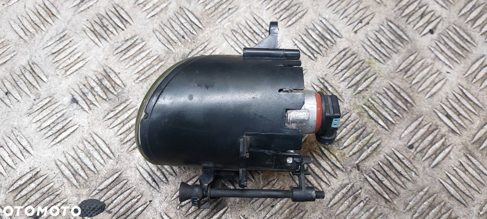 HALOGEN PRAWY AUDI A4 B6 HALOGEN ZDERZAKA - 2