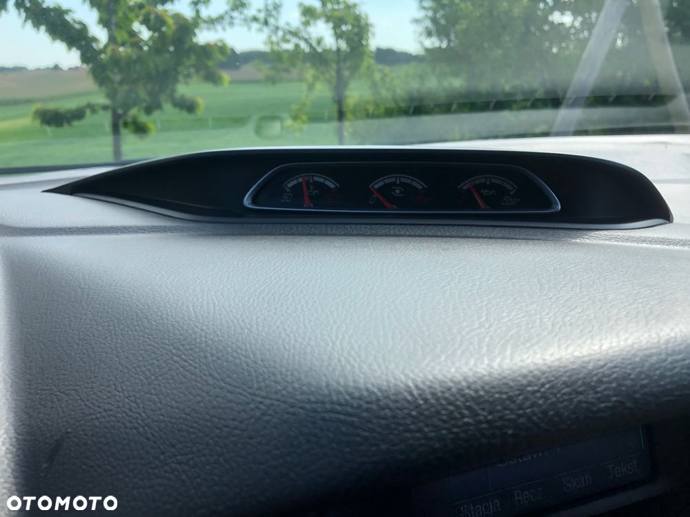 Ford Focus 2.0 EcoBoost ST - 12