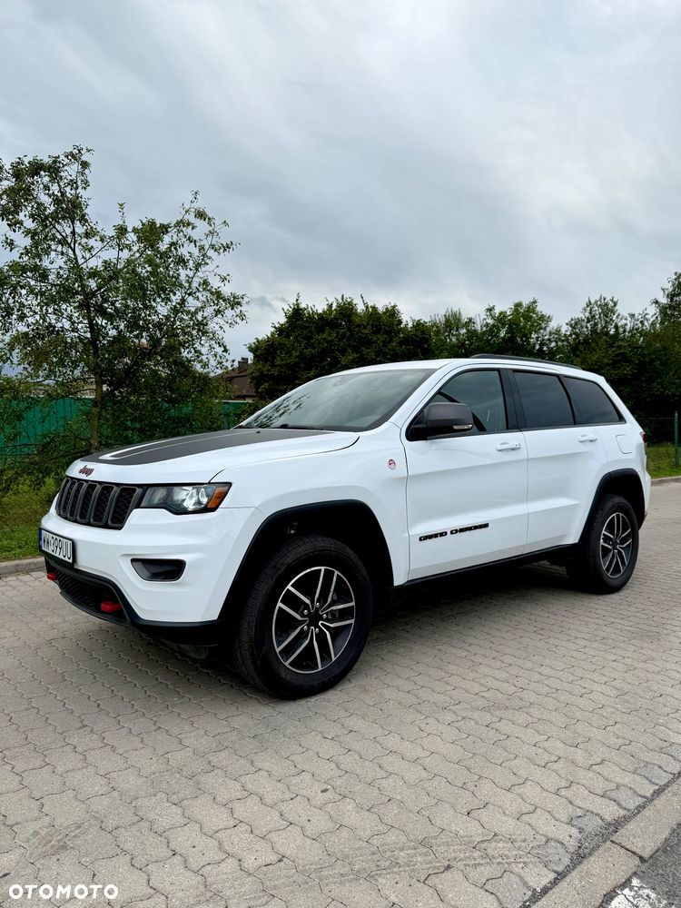 Jeep Grand Cherokee - 10